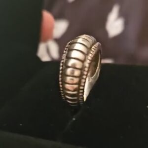Rare 70s Sterling handmade Hallmarked Vtg Scalloped Dome Band Ring Size 7